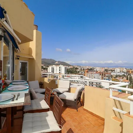 Penthouse With Panoramic Views - Puerto Marina Apartment